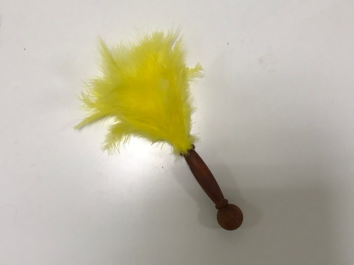 (44) Yellow Feather Duster